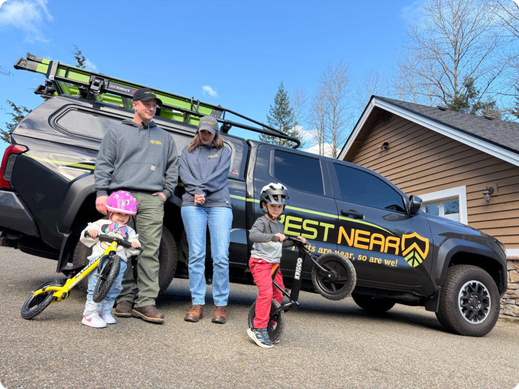 Family-owned pest control company in Everett WA with Pest Near technicians and service vehicle